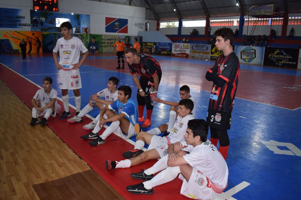 Coordenador de seleções e atleta de Telêmaco Borba são campeões no Mundial  de Futsal AMF - Prefeitura de Telêmaco Borba